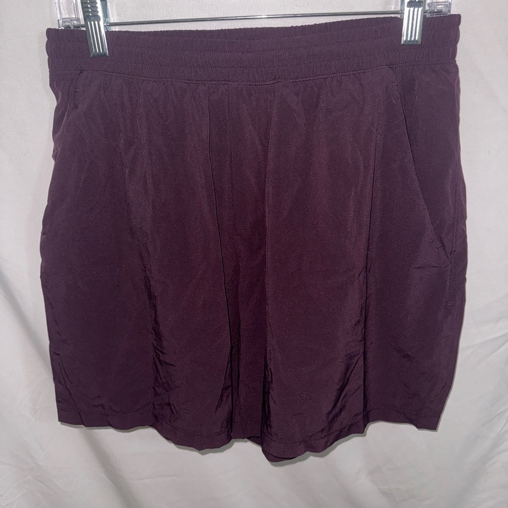 Lululemon 6” inseam large workout shorts